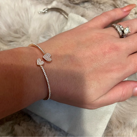 Sparkling Kate Spade Bangle with Heart Charms NWT - Picture 5 of 6